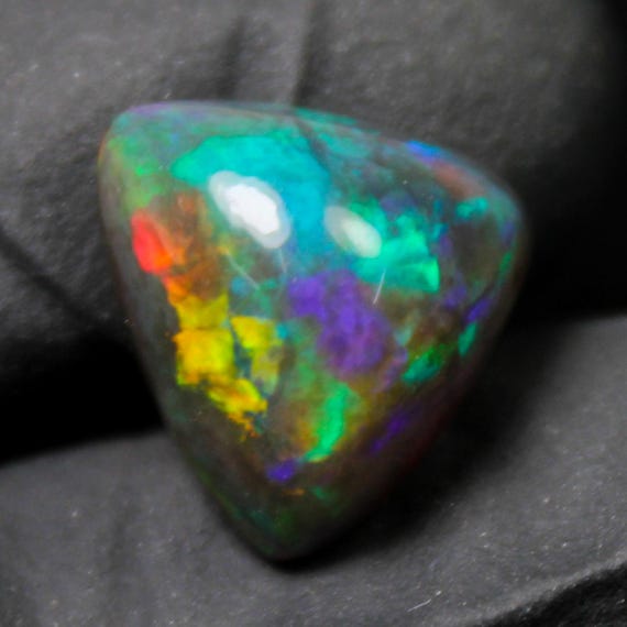 Natural Black Ethiopian Opal Cabochon: Trillion Shape Gemstone (12x12x7 MM, 4.20 Carat)