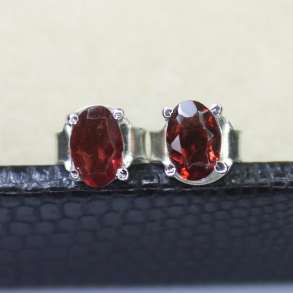 Natural Red Garnet Vintage Studs With 925 Sterling 1.50 Grams January Birthstone