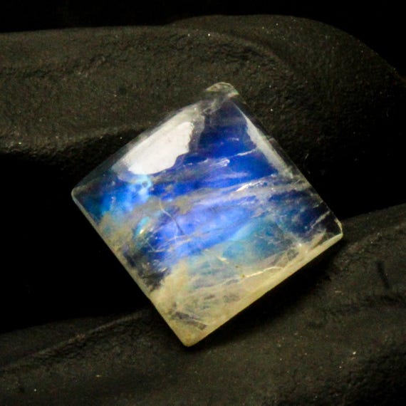 Rainbow Moonstone Cabochon: Square Gemstone for Jewelry Making (3.60 Carat, 10x10mm)
