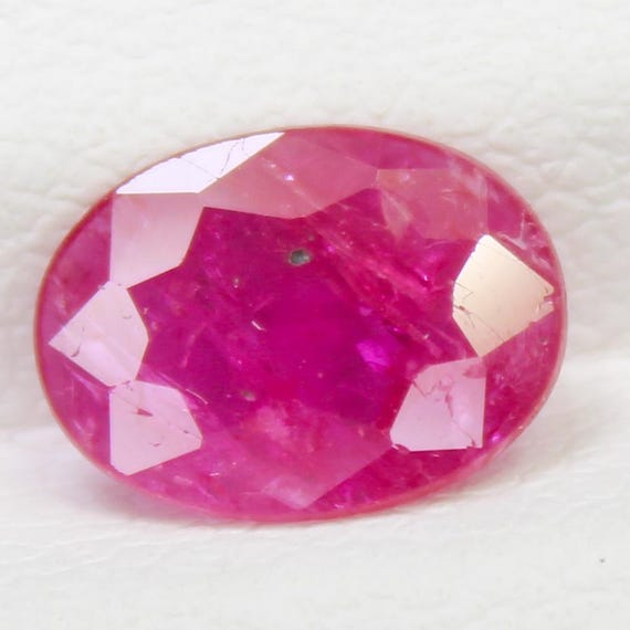 Natural Pink Ruby Rose Faceted Gemstone: (8x6x2 mm 0.95 Carat) Jewelry Making Stone