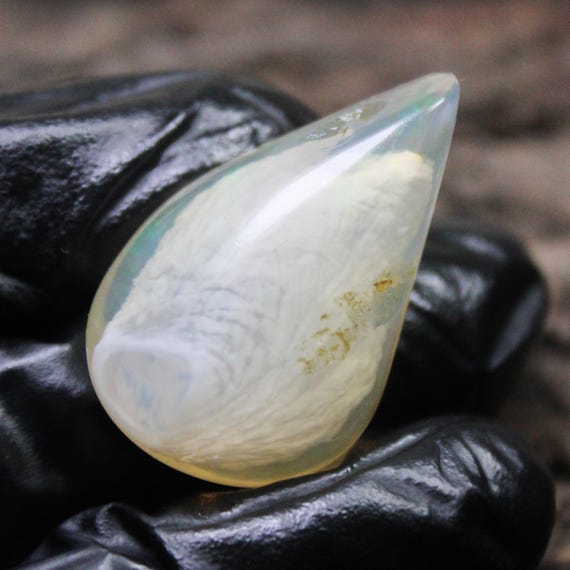 Beautiful Ethiopian Opal Polished Tumble Multi Fire Opal Raw, Specimen Opal Tumble 31x20x13 MM 38.95 Carats