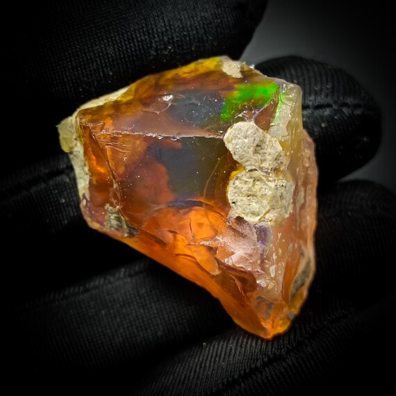 Top Quality Opal Raw, Specimen Opal Raw, Crystal Opal Raw, Ethiopian Opal Rough, Multi Fire Opal, 30x28x19 MM, 81.85 Carats.