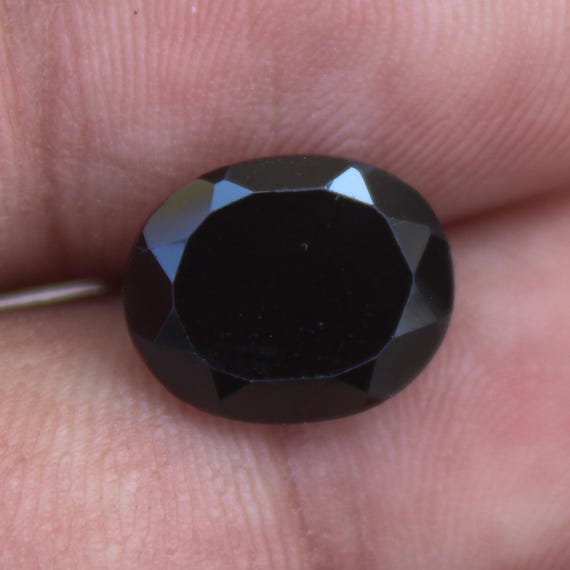 Black Spinal Oval Shape Spinal Gemstone: Faceted Jewelry Making (11x9x5 MM, 4.20 CTS )