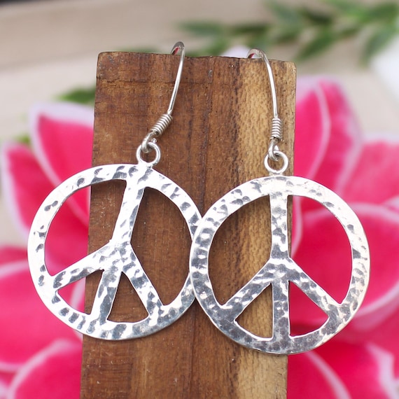 White Silver Vintage Earring With 925 Sterling 4.65 Grams