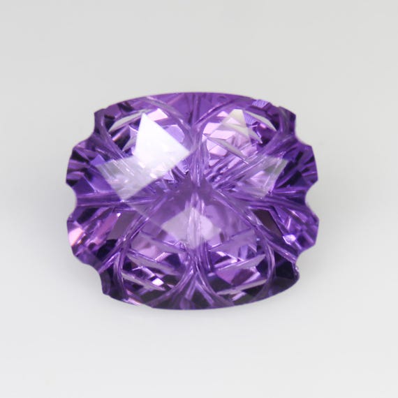Natural Faceted Purple Amethyst Carving: Loose Gemstone 6.75 Carat ( 14x12x8 mm)