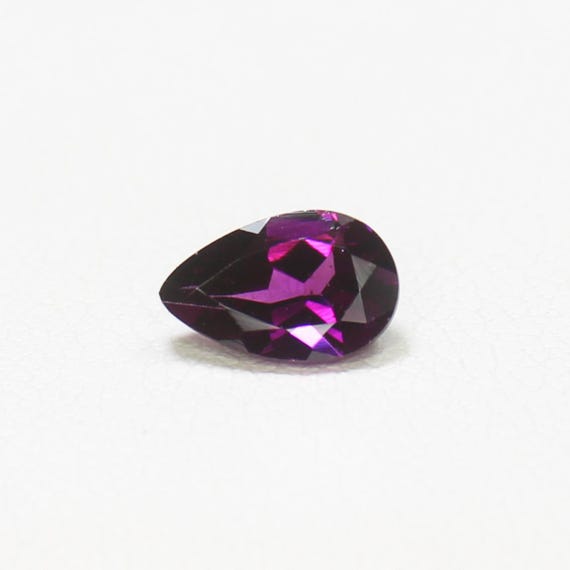 Pear Cut Rhodolite Garnet: Natural Pink Gemstone, 1.20 Carats