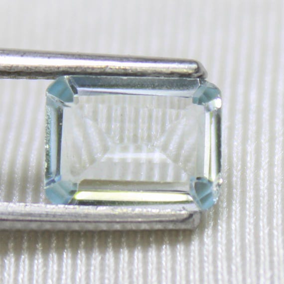 Natural Aquamarine Faceted Octagon Shape For Pendents, Rings, Jewelry Making 1.10 Carats 7.5X5.8X3 mm