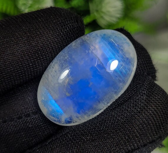 Amazing Quality Natural Rare Rainbow Moonstone Oval,High Quality Of Moonstone For Jewelery Making 22.85 Cts Piece,Huge 28x19x8 mm Moonstone