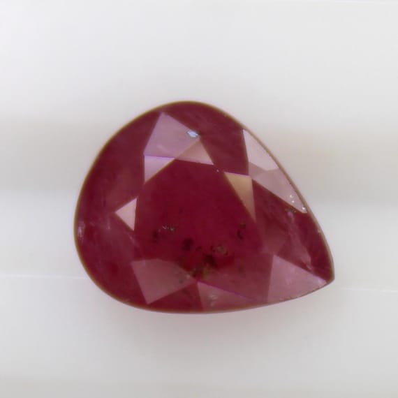 Natural Pink Ruby Faceted Gemstone: (8x6x3 mm 1.70 Carat) Jewelry Making Stone