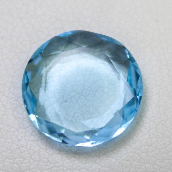 Natural Sky Blue Topaz Faceted: 4.00 Carat Round Shape Cut Gemstone, 11x11x3 mm