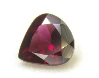 Faceted Pink Rhodolite Garnet Heart: 2.00 Carat Gemstone