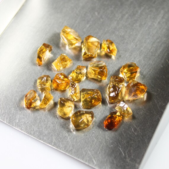 Top Quality Citrine Raw, 20 Pcs Lot, Citrine Rough, Yellow Crystal, Natural Citrine Gemstone, Size 3mm - 8mm, 16.00 Cts