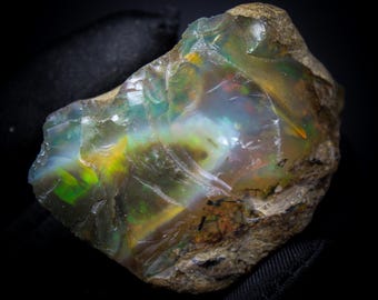 Natural White Ethiopian Opal Raw with Fire (296.60Cts, 50X36X28mm)