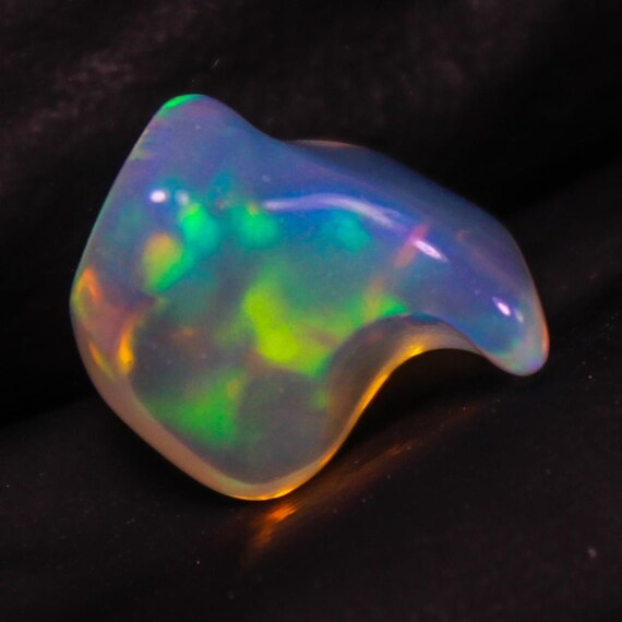 Ethiopian Fire Opal Tumble, Loose Gemstone (1.70 Carats)