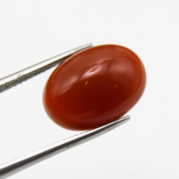 Natural Orange Carnelian Cabochon In Oval Shape Gemstone 6.75 Carat 14x11x6 mm Size