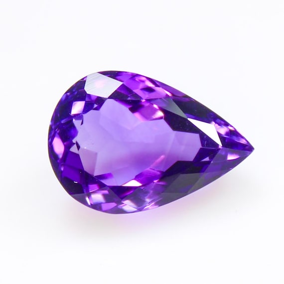 Faceted Pear Shape Purple Amethyst Gemstone (16x11x8 mm, 8.25 CTS)