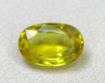 Natural Faceted Yellow Sapphire Piece In Oval Shape 0.60 Carats 6x4x2.5 mm Size