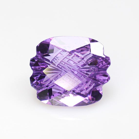 Natural Purple Amethyst Carving: Cushion Cut Loose Gemstone (10.60 CT, 16x14x9 mm)
