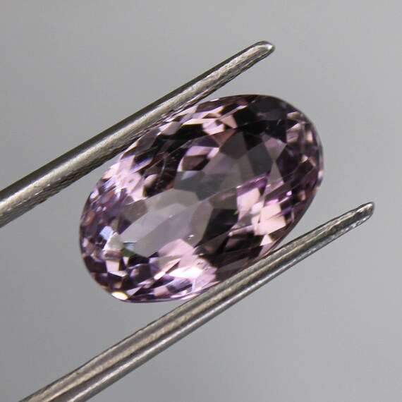 Faceted Pink Amethyst Gemstone: Oval Jewelry Making Stone (14x9x8 MM, 7.00 Cts)