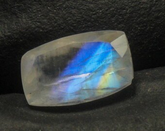 Rainbow Moonstone Gemstone: 2.50 Carat Cushion Cut Stone, 11x6x5 mm