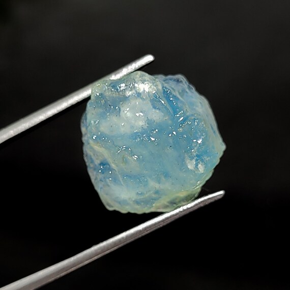 Natural Aqumarine Raw, Beautiful Rare Aqumarine Rough, Aqumarine Loose Raw, Blue 14x14x7 mm Raw, 12.20 Carats Raw For Jewellery Making