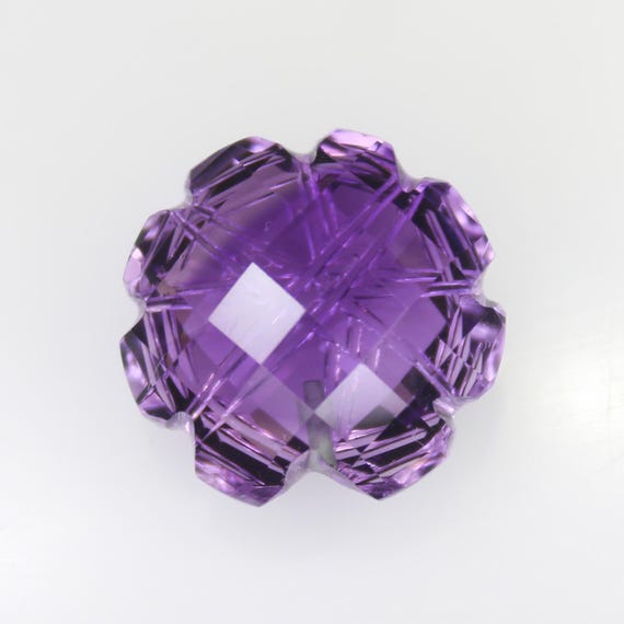 Natural Faceted Purple Amethyst Carving: Loose Gemstone 9.15 Carat ( 14x14x9 mm)