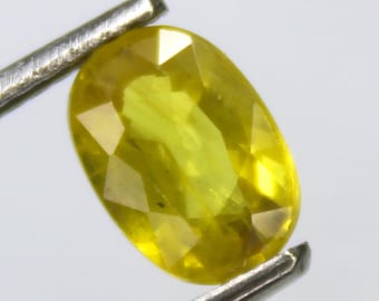 Natural Faceted Yellow Sapphire Piece In Oval Shape 1.25 Carats 7.5x5x3.5 mm Size