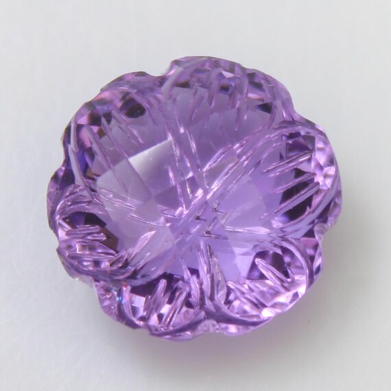 Natural Faceted Purple Amethyst Carving: Loose Gemstone 8.50 Carat ( 14x14x8 mm)