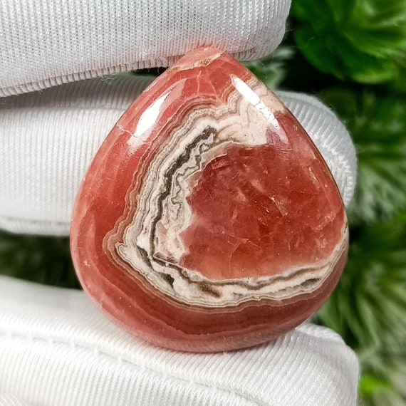 Natural Pink Rhodochrosite, Heart shape rhodochrosite , calibrated, flatback cabochon, Gemstone, 32x29x6mm, 60.00 Cts