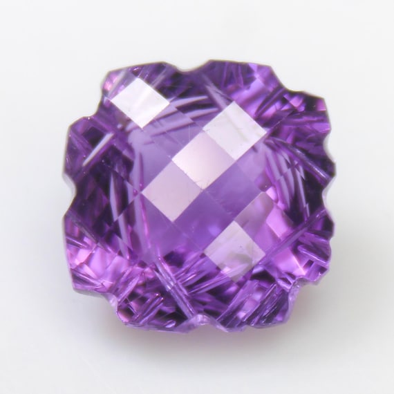Natural Faceted Purple Amethyst Carving: Loose Gemstone 9.95 Carat ( 14x14x9 mm)