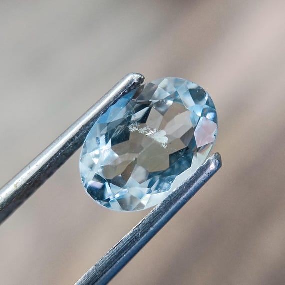 Natural Faceted Aquamarine Oval Shape For Jewelry Making 1.10 Carats 9x6x4 mm