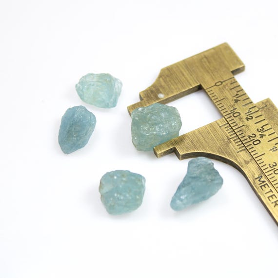 Natural Aquamarine Raw Crystal 5 Pcs Lot  Aquamarine, Gemstone Raw , 11mm to 13mm,  Aquamarine Loose Stone , 36.30 Carats
