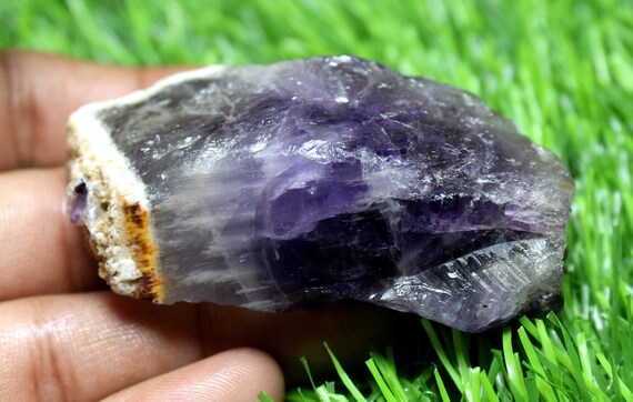 Natural Purple Amethyst Raw Piece In Rough Shape 357.30 Carats 64x32x21 mm Size