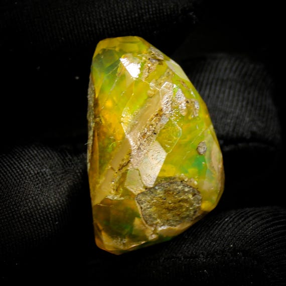 Natural Fire Opal, Checker Cut Tumble Shape, Calibrated Size 29x18x16mm, Faceted Ethiopian Welo Opal, Loose Opal for Jar, 50.00 CTS