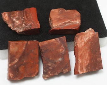 Natural Red Jasper Raw 5 Pieces In Rough Shape 186.00 Carats 22 mm To 30 mm Size For Jewellry Making