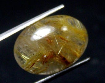 Golden Rutile Quartz Cabochon: 11.36 Carats, Oval, 18x13mm