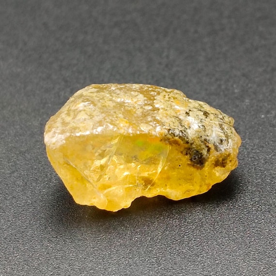 Natural Oil Ethiopian Opal Specimen, Rainbow Fire, Opal Rough (22x12x11 mm, 17.45 CTS)