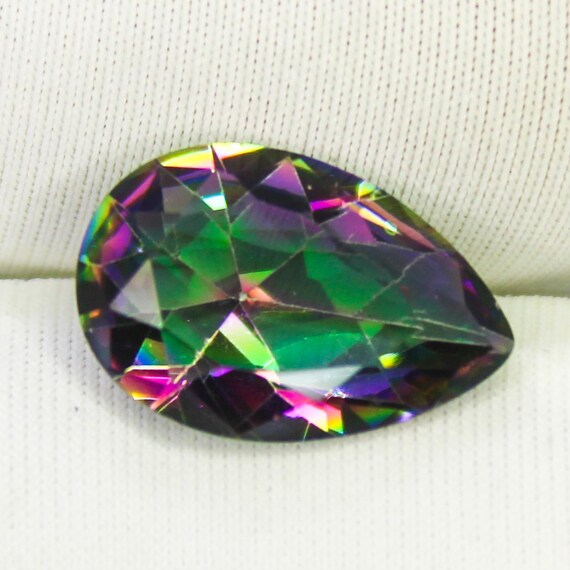Faceted Mystry Quartz Gemstone: Rainbow Quartz Loose Gems 3.10 Carat (14x10x5 MM)