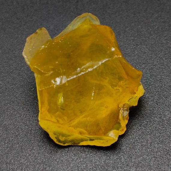 Natural Oil Ethiopian Opal Specimen, Rainbow Fire, Opal Rough (25X20X15 mm, 26.45 CTS)