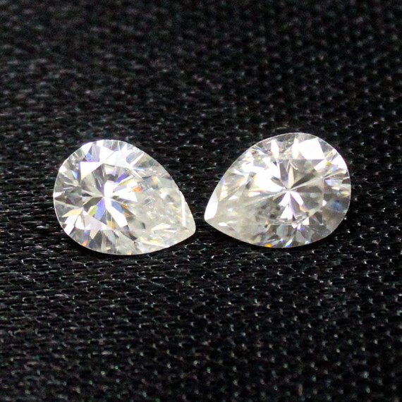 Pear Faceted White Moissanite Diamond Pair: 2.00 Carats, 8x6x4 mm