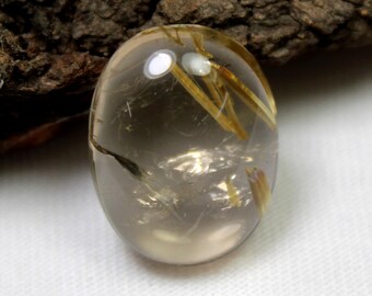 Golden Rutile Quartz Cabochon: Oval Gemstone for Jewelry Making (10.80 Carats, 16X12.5X7 mm)