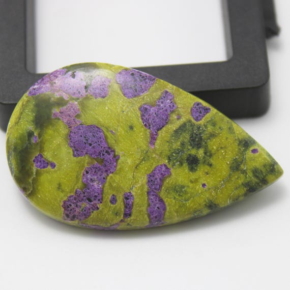 Natural Stichtite Cabochon Oval Shape For Making Jewelry 64.60 Carat, 48x28x6 MM