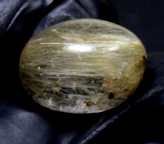 Golden Rutile Quartz Cabochon: Oval Gemstone for Jewelry Making (17.22 Carats, 18.5x13.5x8.5 mm)