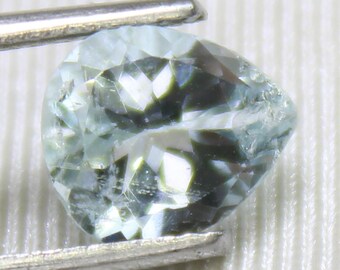 Natural Aquamarine Faceted Heart Shape For Pendents, Rings, Jewelry Making 1.25 Carats 8X7X4 mm