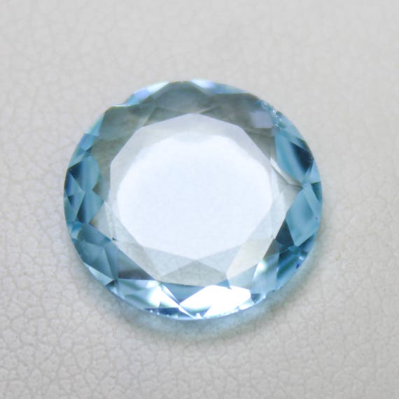 Natural Sky Blue Topaz Faceted: 4.30 Carat Round Shape Cut Gemstone, 12x12x3 mm