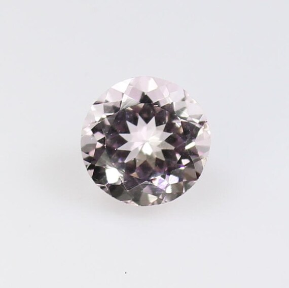 Faceted Pink Morganite Gemstone: Round Cut, 1.20 Carats