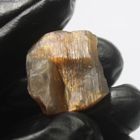 Raw Orange Sunstone Piece: Natural Gemstone for Jewelry Making (19.90 Carats, 20x16x5 mm)