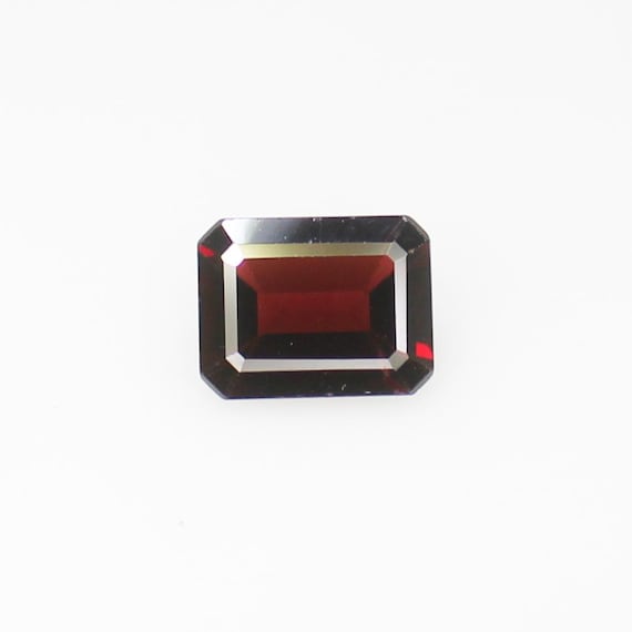 Faceted Red Garnet Gemstone: Emerald Cut, 2.85 ct