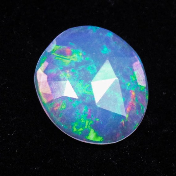Natural Ethiopian Opal Rose Cut Gemstone: Multi Fire Oval, 3.65 Cts (17x15x3 MM)