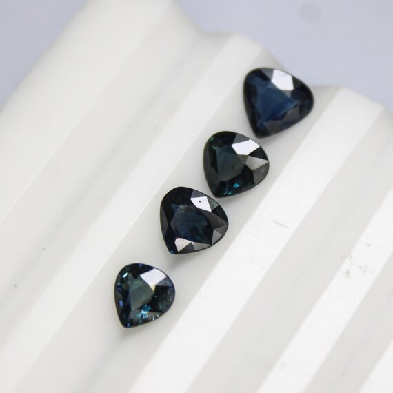 Faceted Blue Sapphire Heart Lot: 5-6mm Natural Gemstone